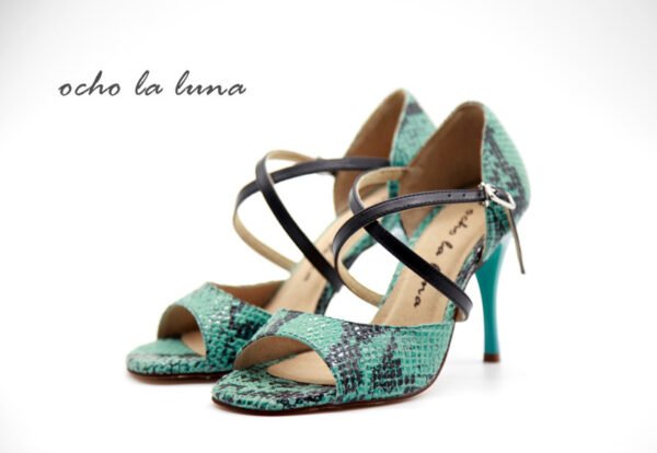 Snake-patterned leather tango shoes